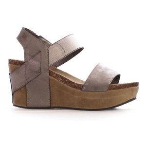 Pierre Dumas Wedges